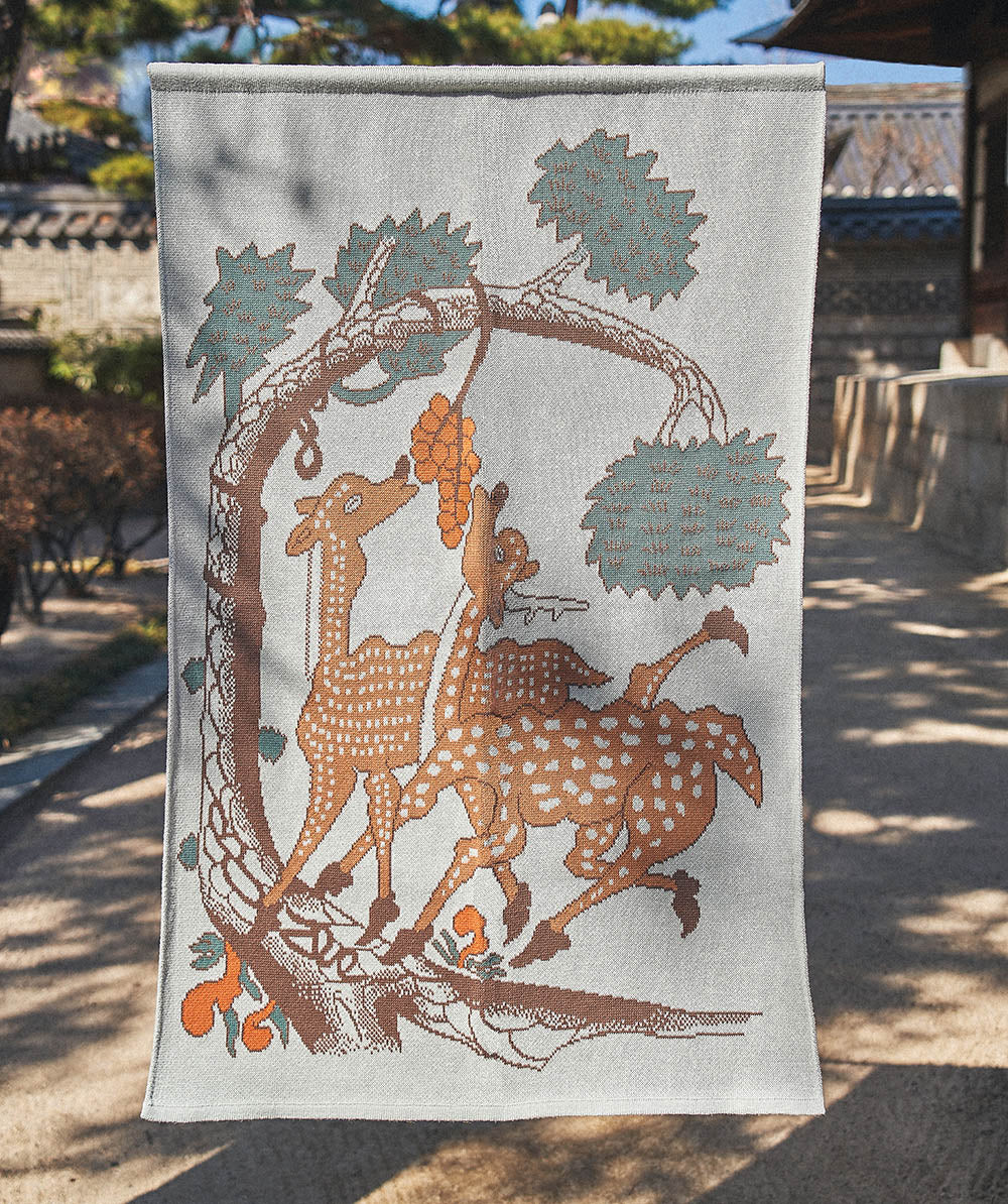 Bon'ee Days Blanket -Deers