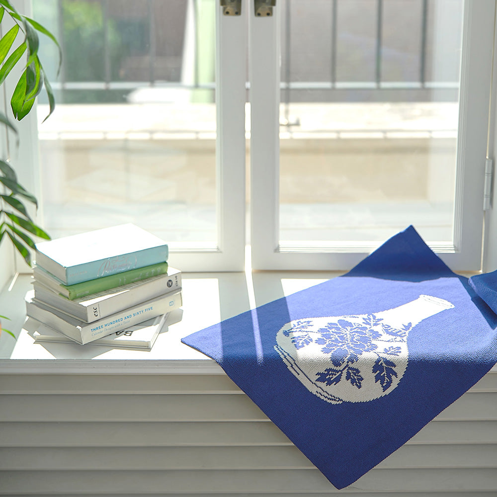 Bon'ee Days Blanket - Joseon Porcelain w Flowers & a Bird