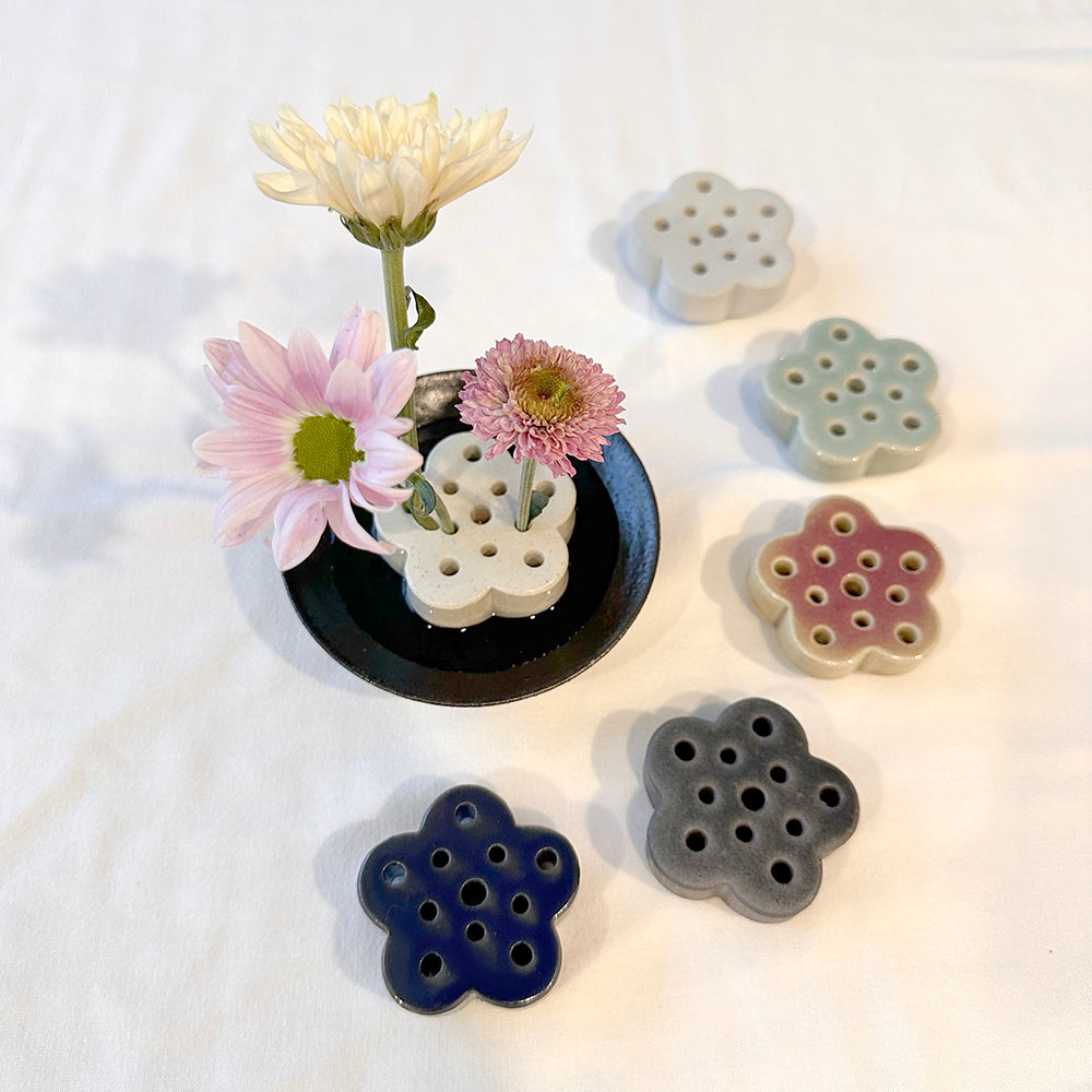 Fresh Clay Ceramics Flower Cocoji Stand