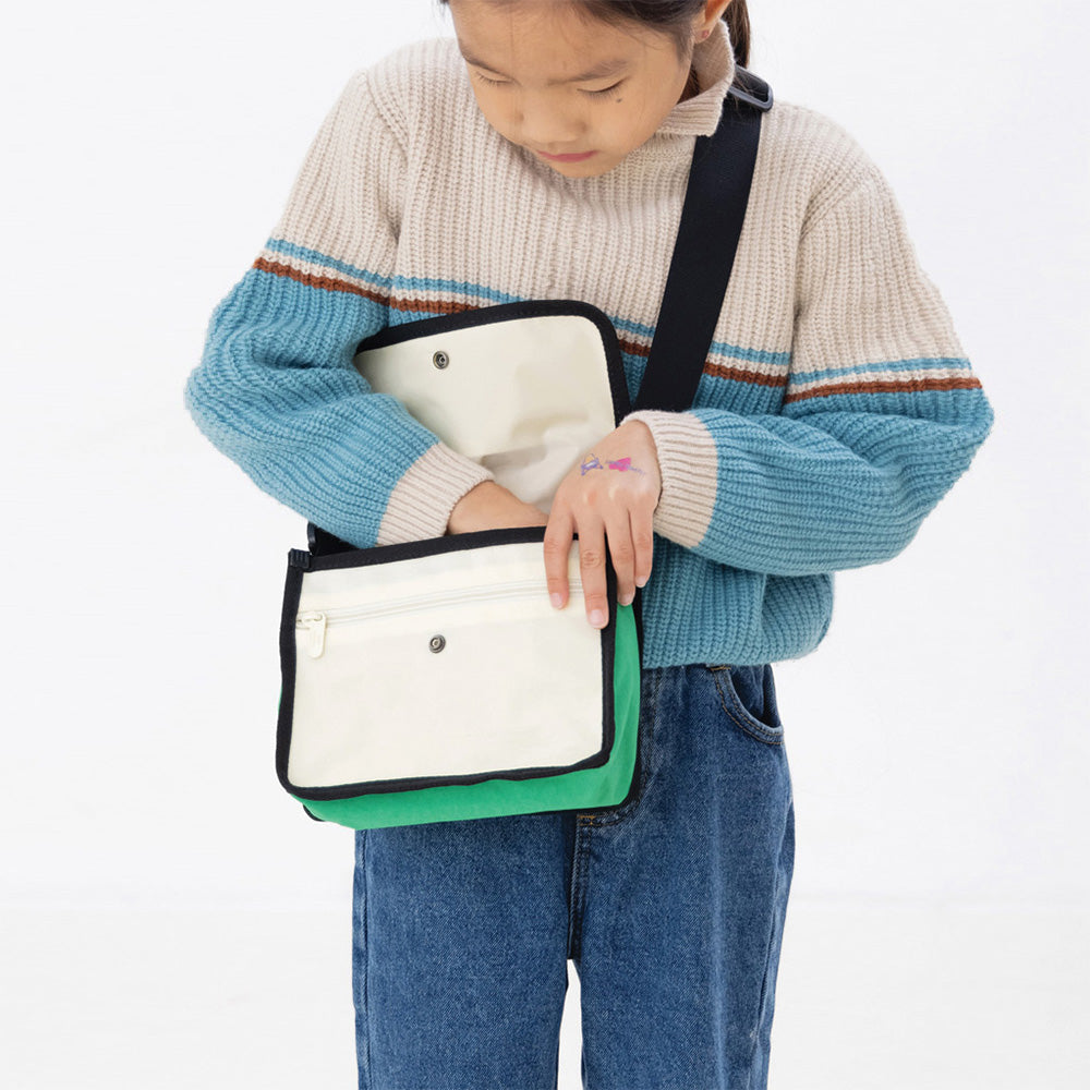 Howkidsful Cross Body Bag