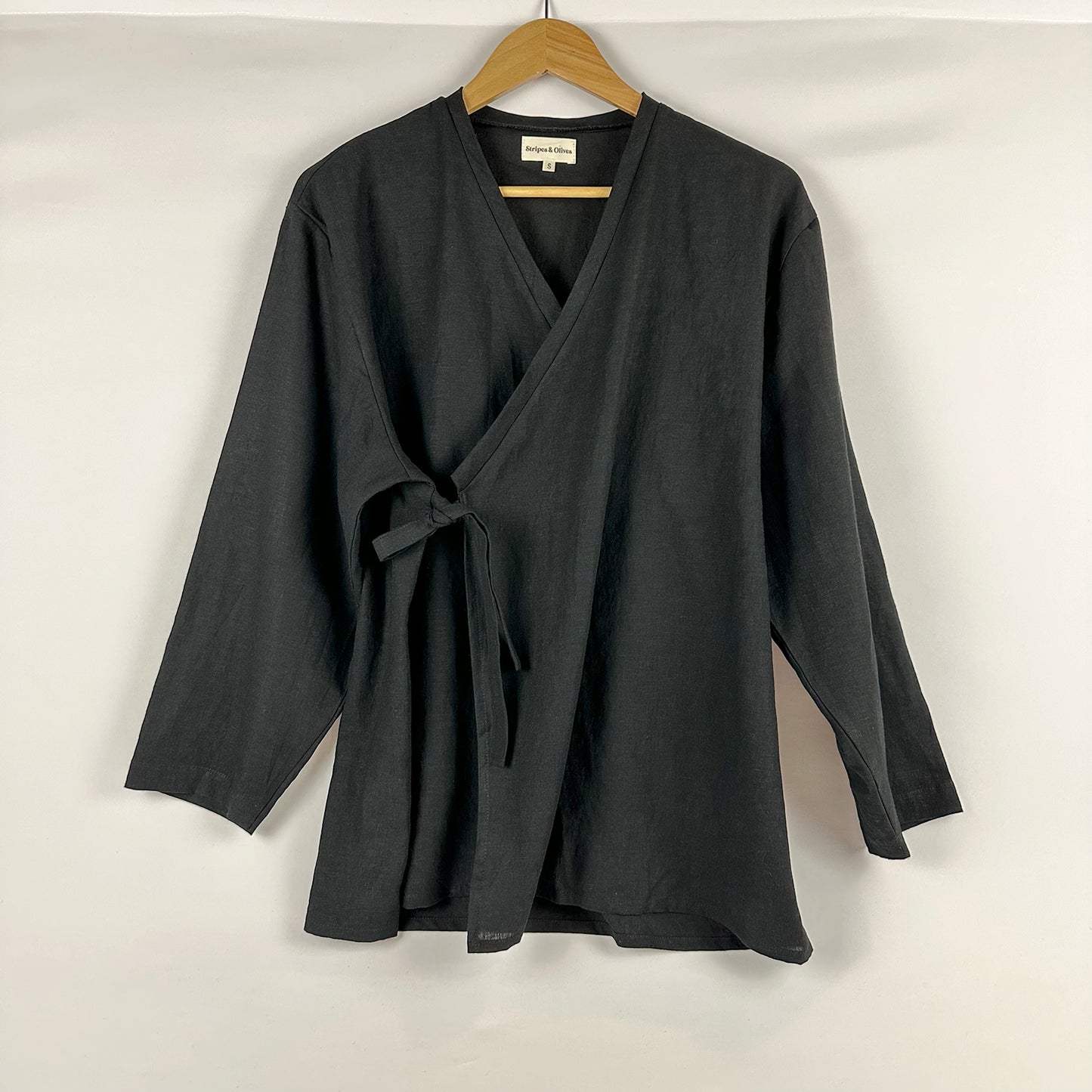 Stripes & Olives Hanbok Inspired Unisex Linen Top - Black